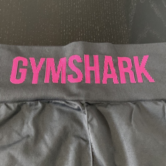 Gymshark gray 7/8 leggings - size L - Picture 4 of 5